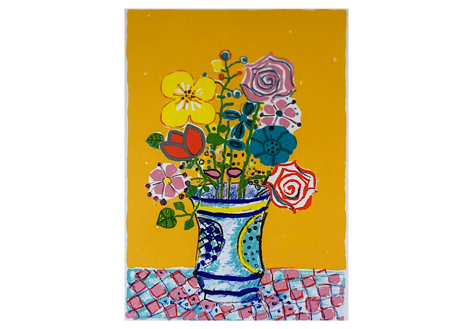 オレンジの背景の花束